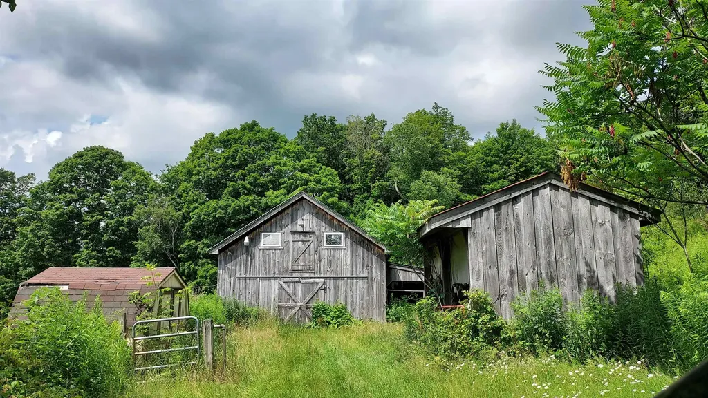 380 Suncrest Road Rupert VT 05768