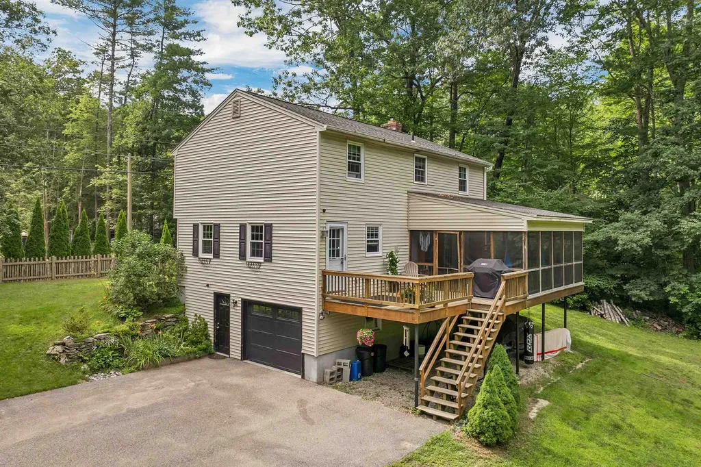 50 Buckridge Drive Amherst NH 03031