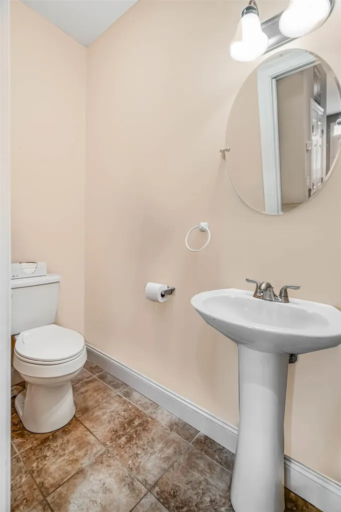 35 Callaway Drive Concord NH 03301