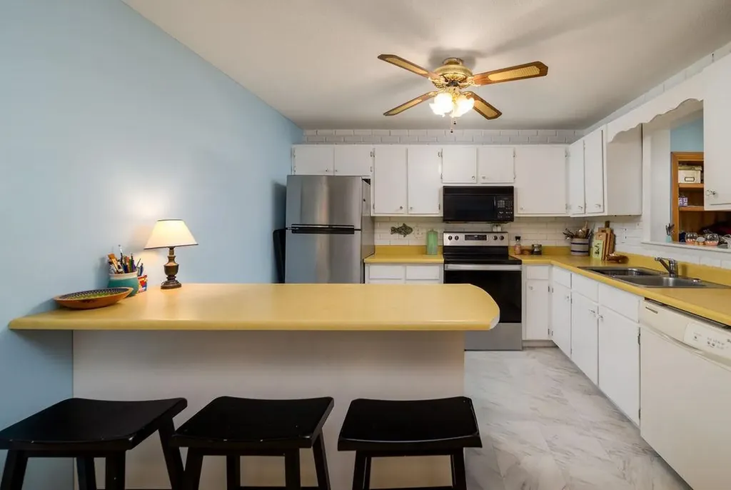 26 Fairview Avenue Lebanon NH 03766