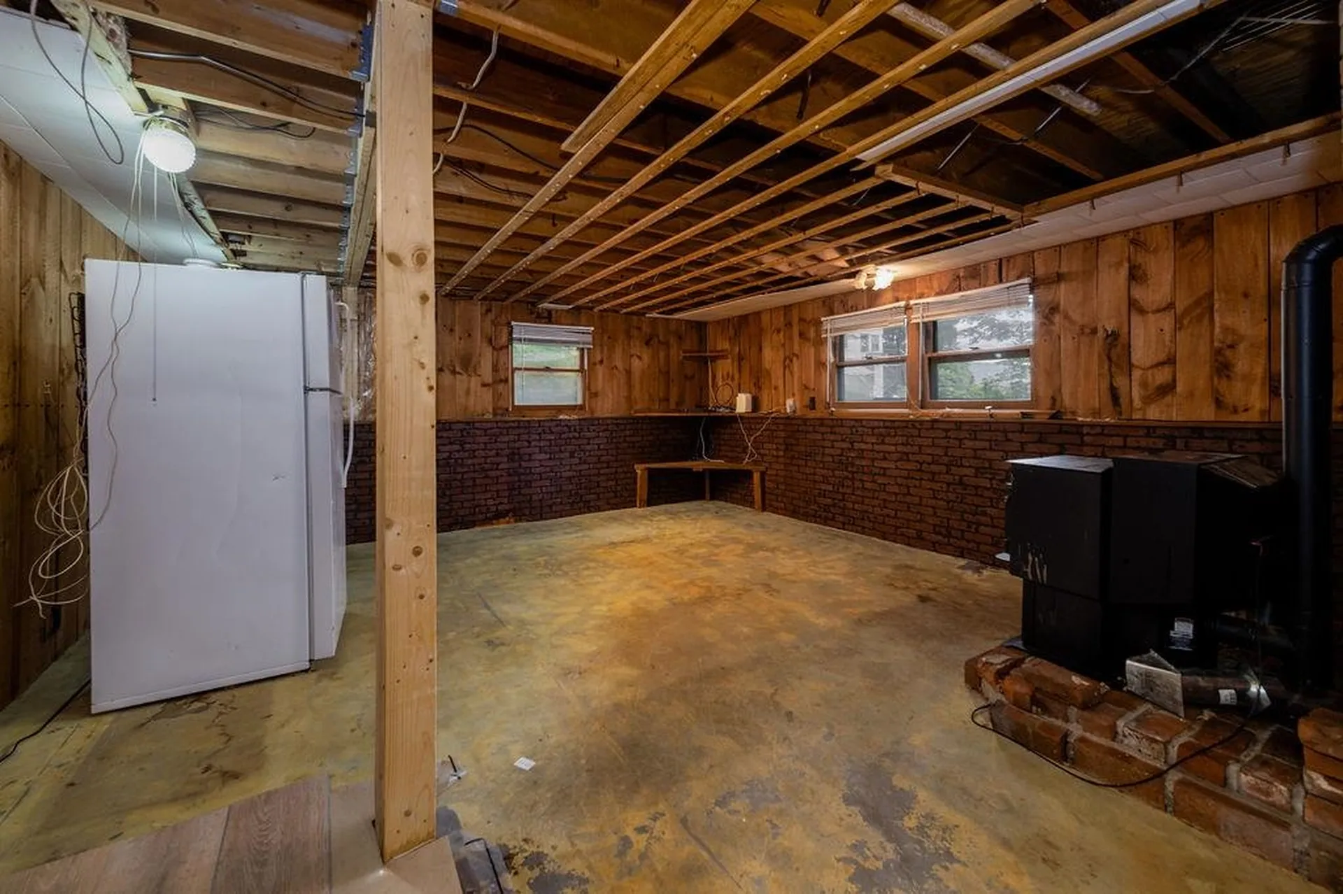 26 Fairview Avenue Lebanon NH 03766