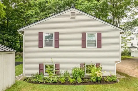 26 Fairview Avenue Lebanon NH 03766