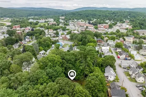 26 Fairview Avenue Lebanon NH 03766