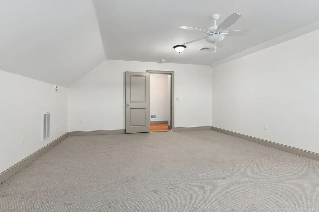 64 Boxwood Path Greenland NH 03840