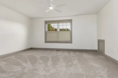 64 Boxwood Path Greenland NH 03840