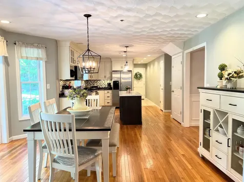 4 Felicia Drive Newton NH 03858