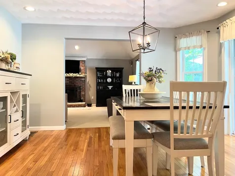 4 Felicia Drive Newton NH 03858