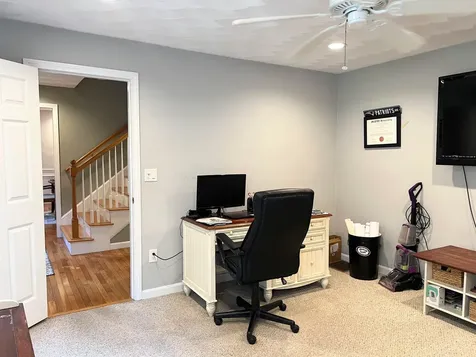 4 Felicia Drive Newton NH 03858