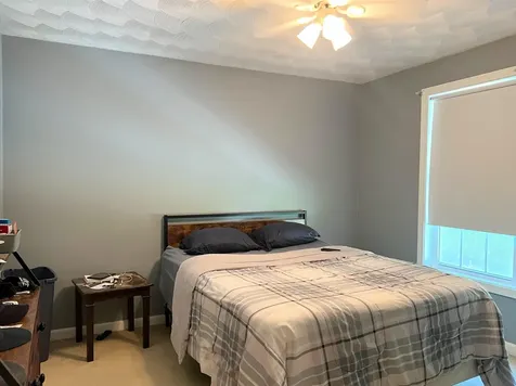 4 Felicia Drive Newton NH 03858