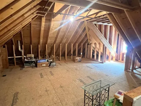 4 Felicia Drive Newton NH 03858