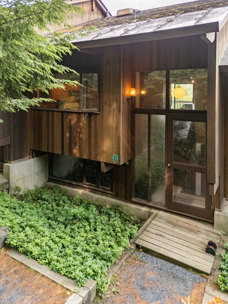 104 Deer Run West Windsor VT 05037