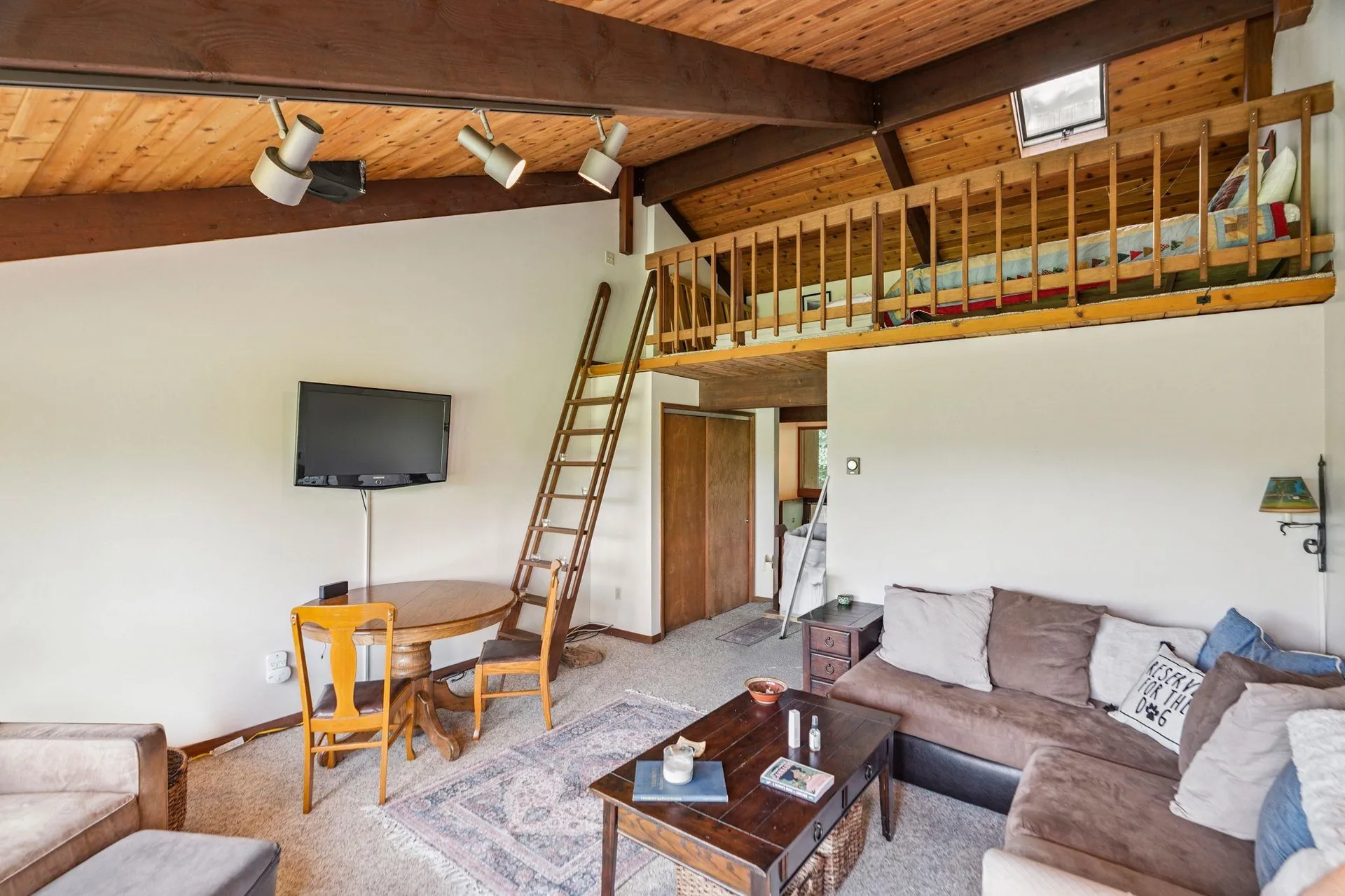 104 Deer Run West Windsor VT 05037