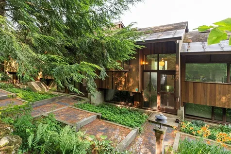 104 Deer Run West Windsor VT 05037