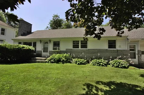 19 Robinson Avenue Bennington VT 05201