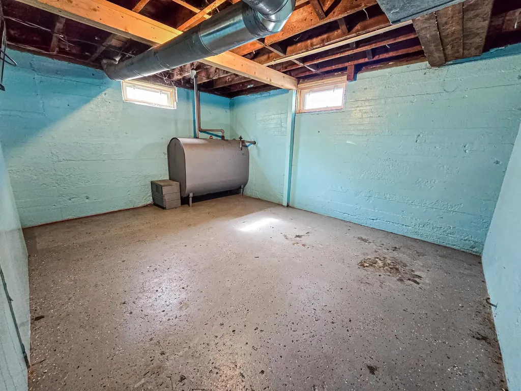 37 Coolidge Road Springfield VT 05156