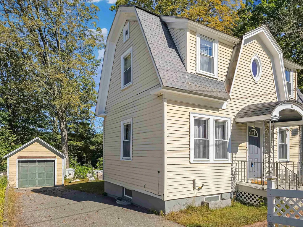 37 Coolidge Road Springfield VT 05156