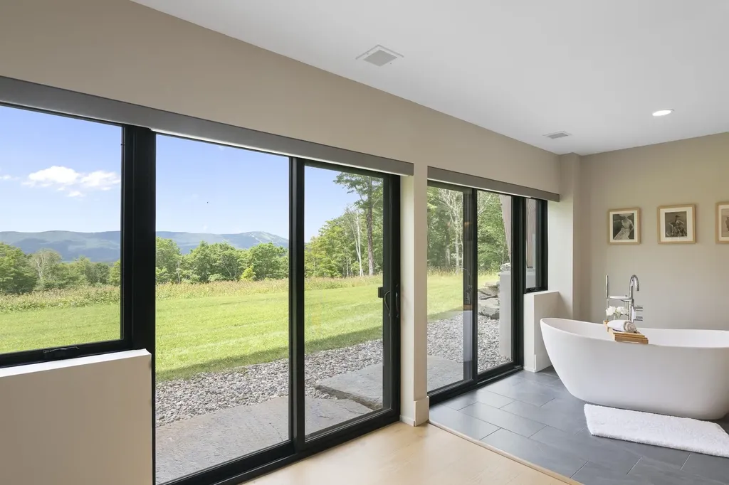 136 Woodsman Extension Dover VT 05356