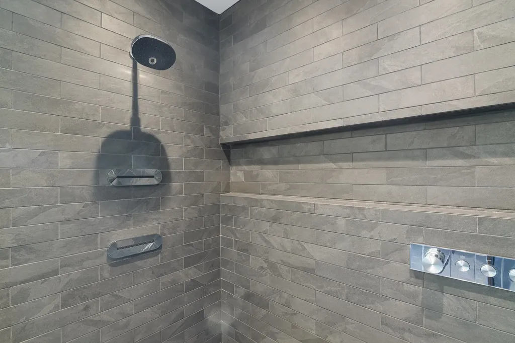 136 Woodsman Extension Dover VT 05356