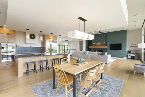 136 Woodsman Extension Dover VT 05356