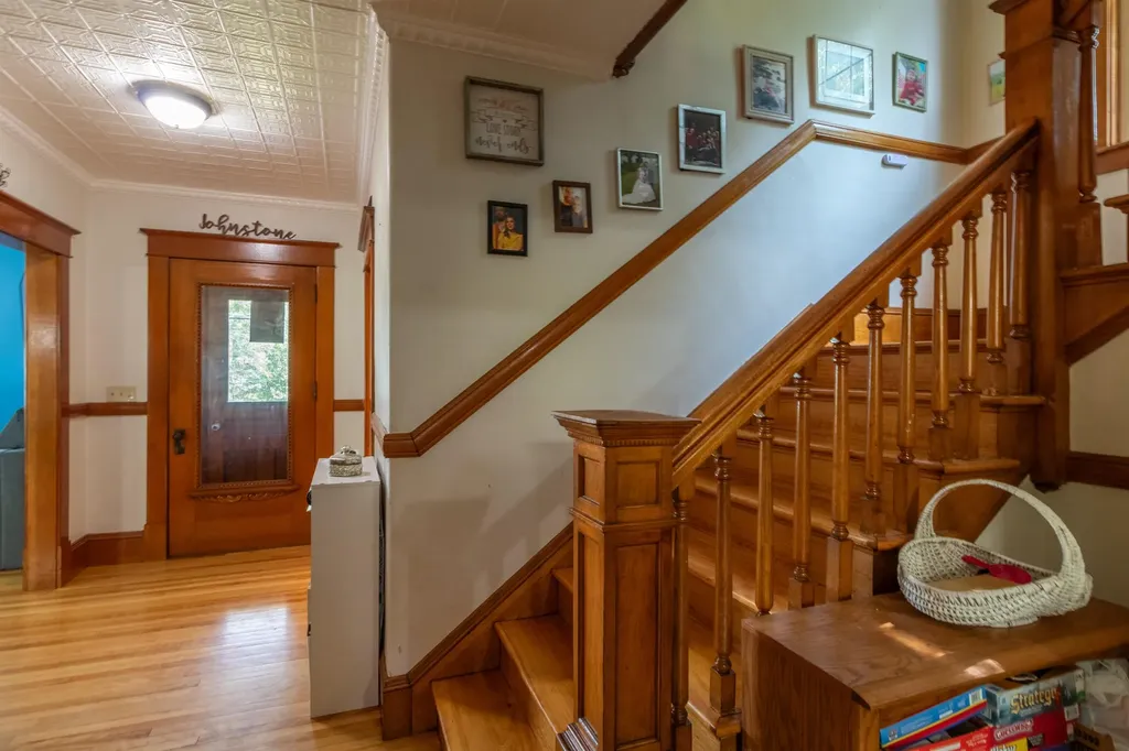 4 Willoughby Avenue Orleans VT 05860