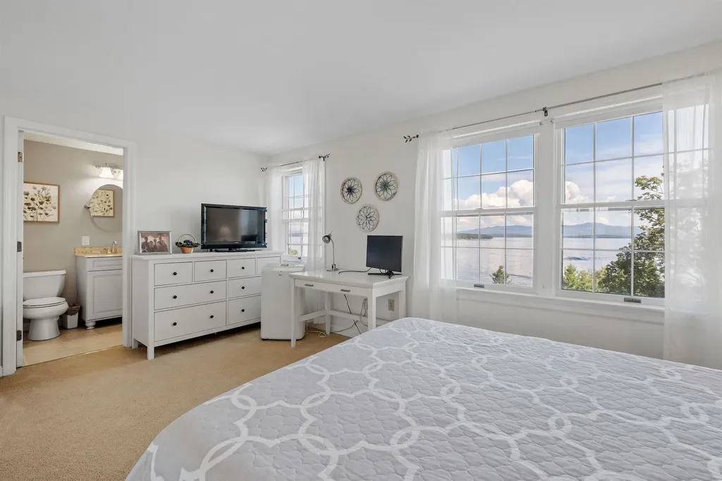 197 Scenic Drive Gilford NH 03249