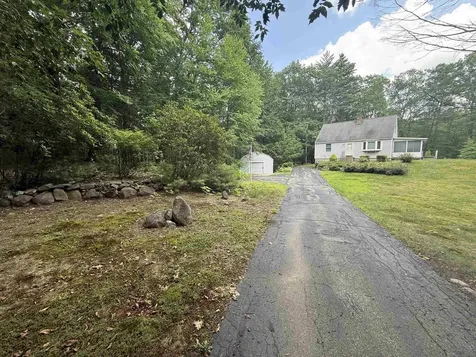158 Mica Point Road Barrington NH 03825-5320