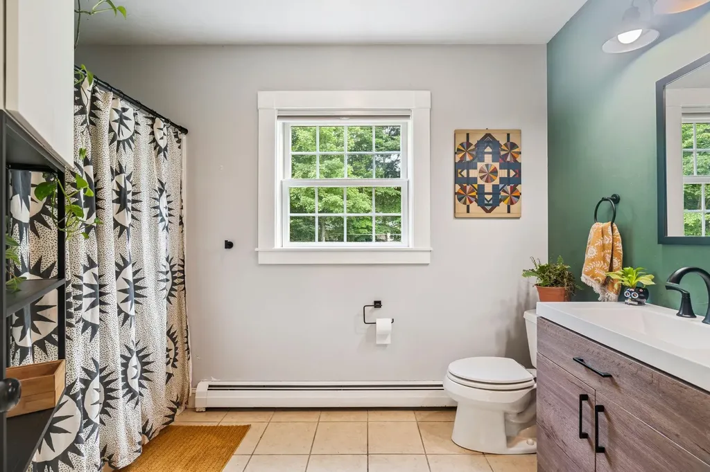 14 Evans Road Wilmot NH 03287