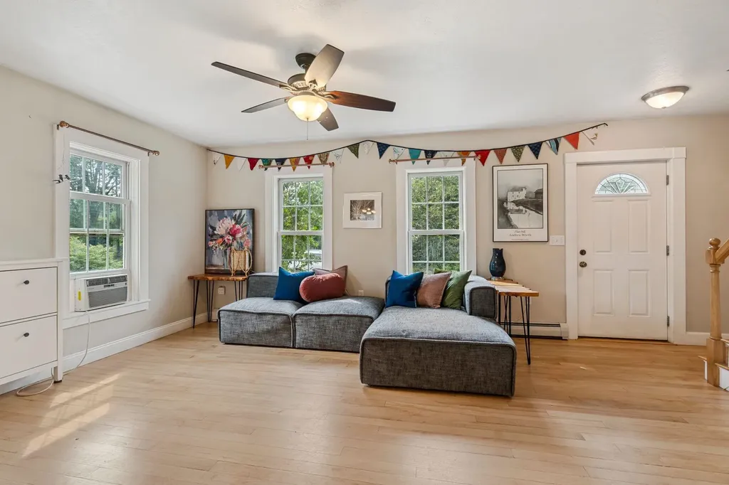 14 Evans Road Wilmot NH 03287