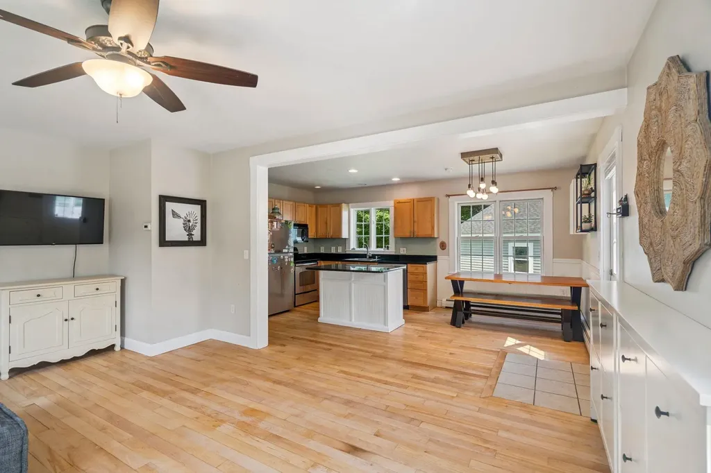 14 Evans Road Wilmot NH 03287