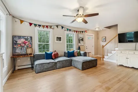 14 Evans Road Wilmot NH 03287