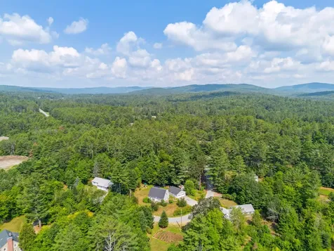 14 Evans Road Wilmot NH 03287