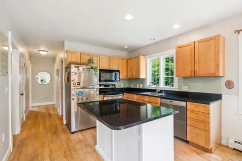 14 Evans Road Wilmot NH 03287