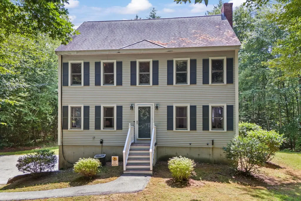 71 Moose Hollow Road Danville NH 03819