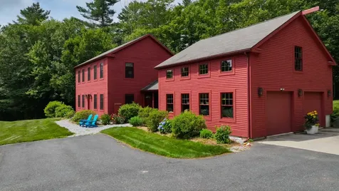 35 Sturgis Circle Grantham NH 03753