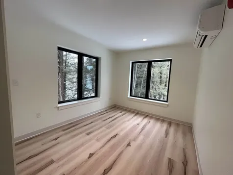 30 Ladds Lane Epping NH 03042