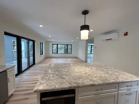 30 Ladds Lane Epping NH 03042