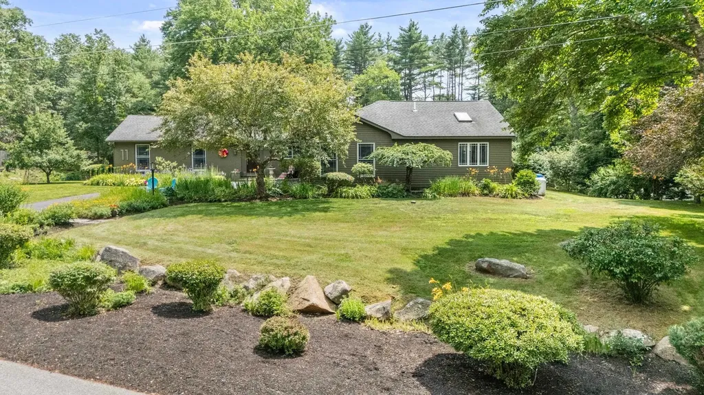 11 Bela View Drive Bow NH 03304