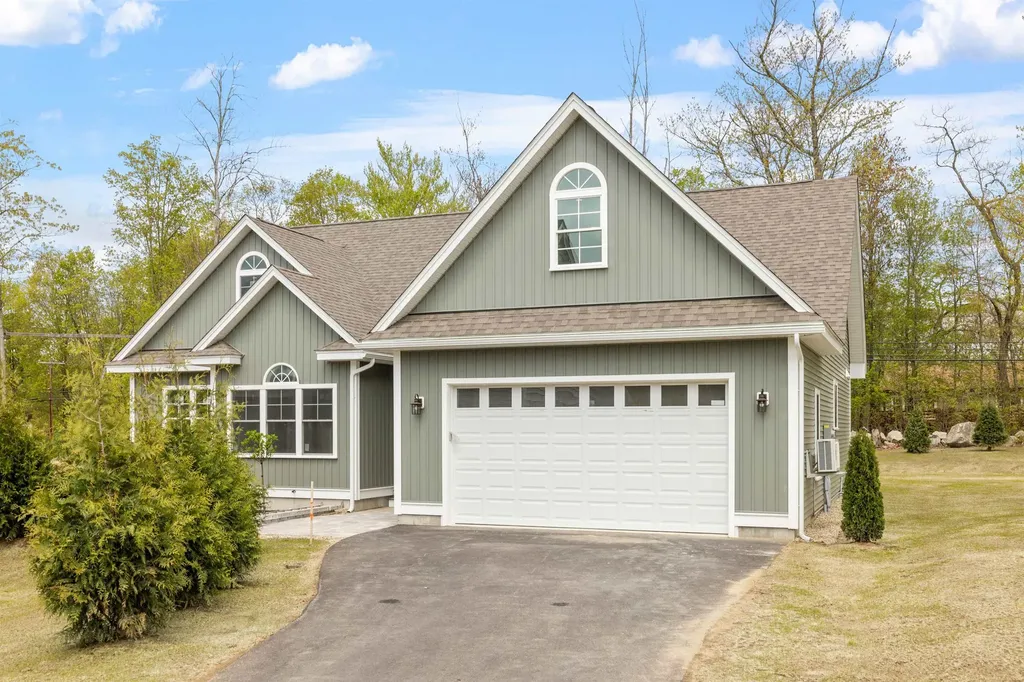 293 Sterling Drive Laconia NH 03246