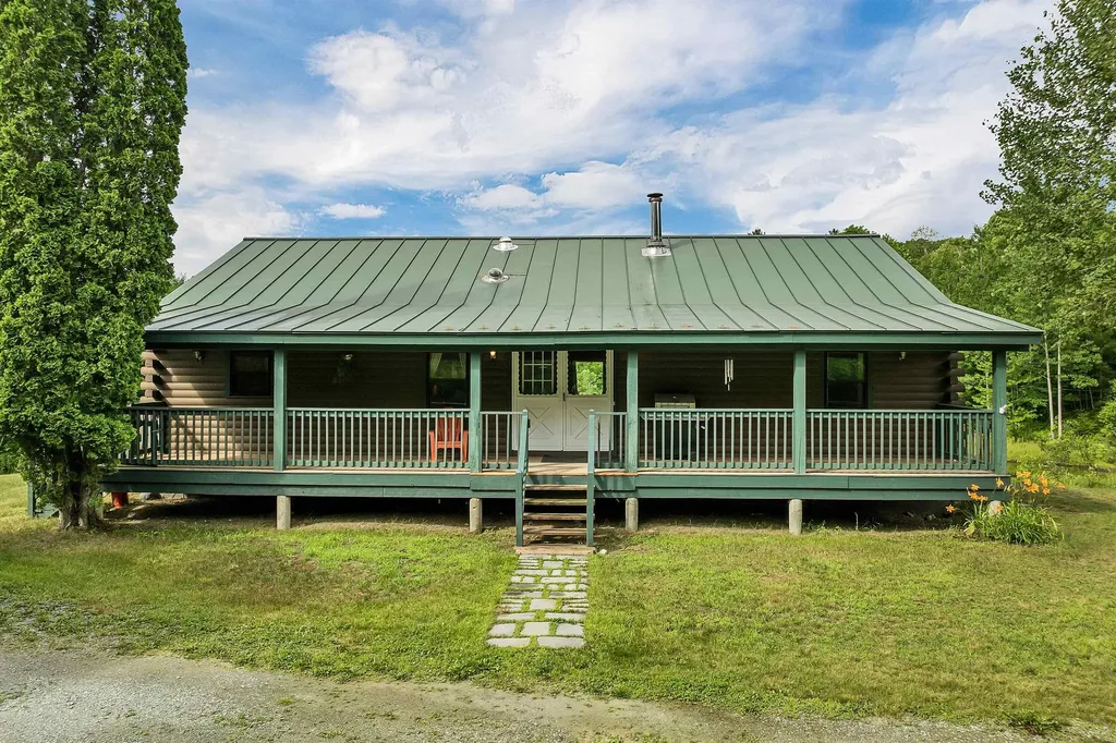 2283 Chase Hollow Road Bradford VT 05033