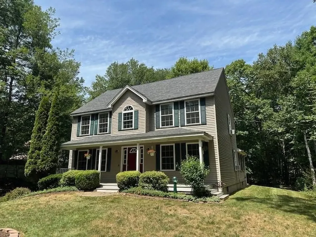 6 Whitetail Lane Chester NH 03036