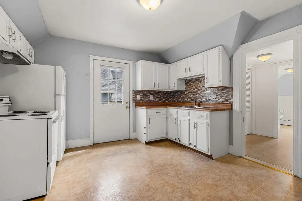 216 Jewett Street Manchester NH 03103