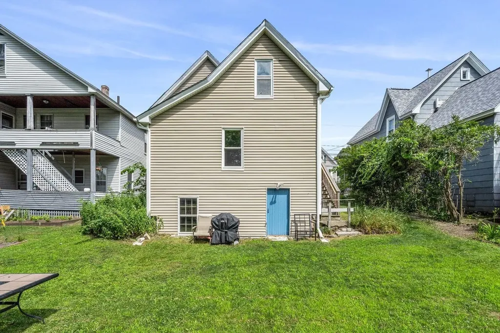 216 Jewett Street Manchester NH 03103