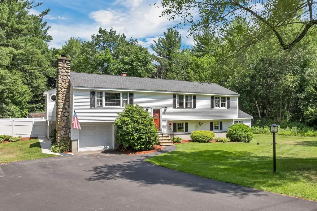 6 Mont Vernon Drive Londonderry NH 03053