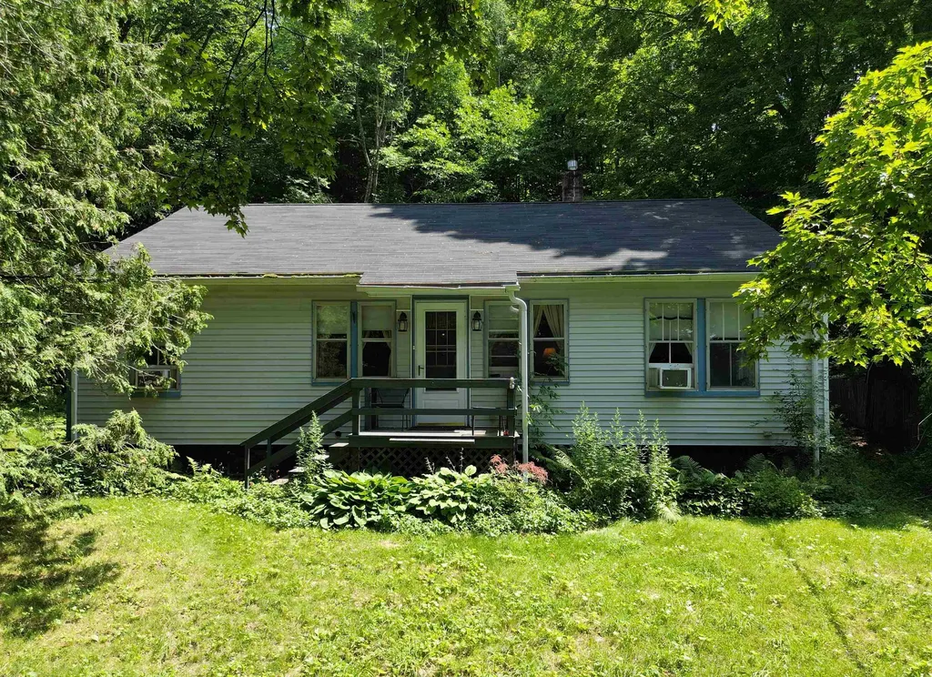41 Sunset Avenue Milton VT 05468