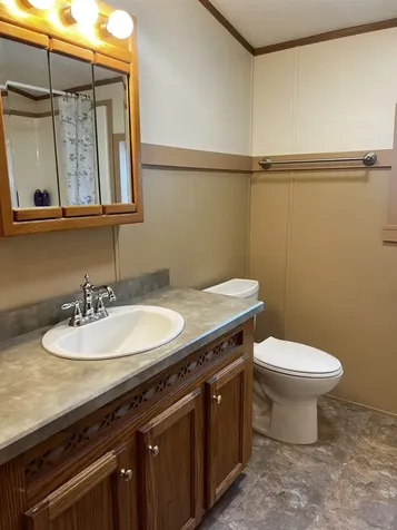 33 Oriole Avenue Keene NH 03431
