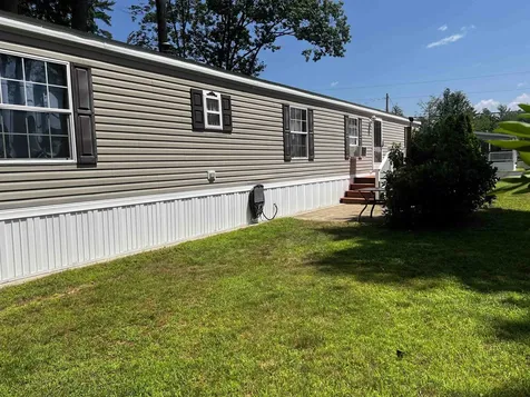 33 Oriole Avenue Keene NH 03431
