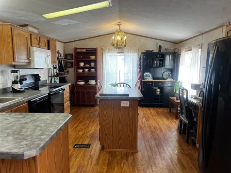 33 Oriole Avenue Keene NH 03431