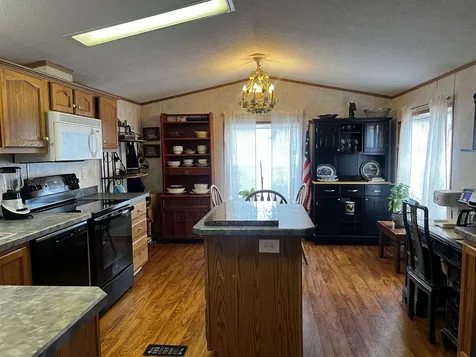 33 Oriole Avenue Keene NH 03431