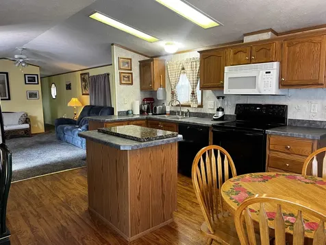 33 Oriole Avenue Keene NH 03431