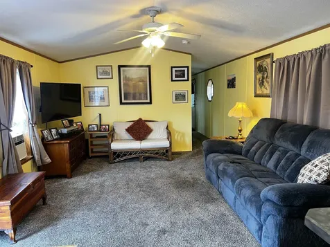 33 Oriole Avenue Keene NH 03431